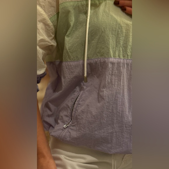 Free People / ASTR Neon Retro Sawyer Windbreaker Sweatshirt
Size: Small - Picture 10 of 12